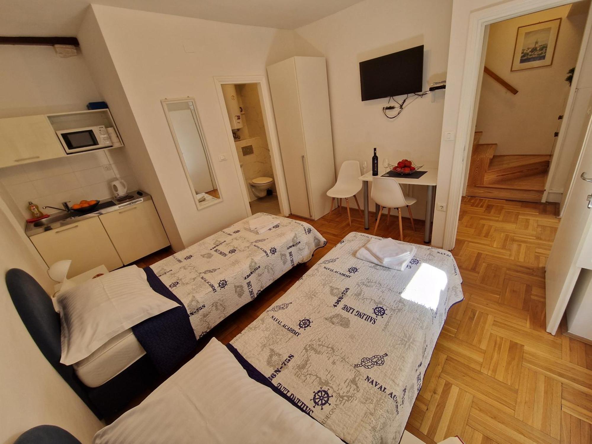 Apartment Karla Old Town